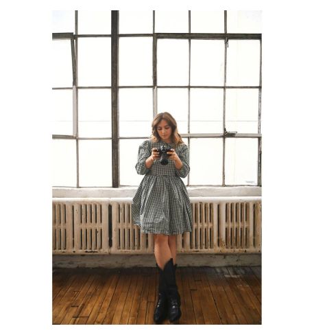 NIKON  Zf + 40mm **Producto para la Reserva**