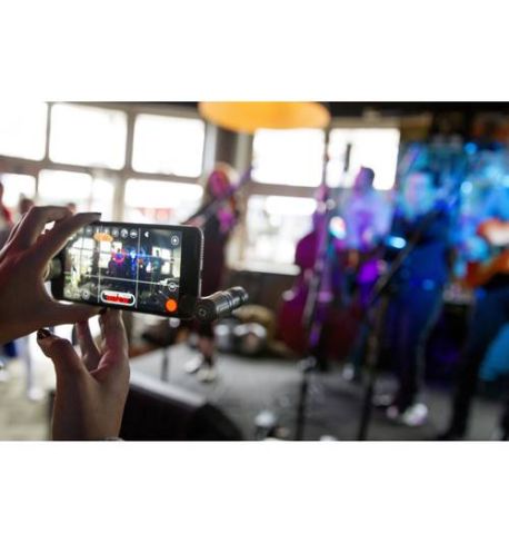 RODE VideoMic Me | Micrófono direccional para teléfonos inteligentes