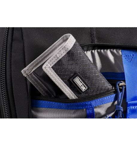 THINK TANK DSLR battery holder 2