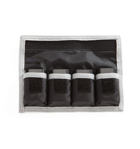 THINK TANK DSLR battery holder 4