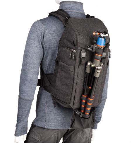 THINK TANK Urban access backpack 13