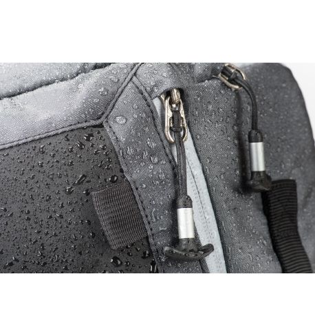 THINK TANK PhotoCross 10 - carbon grey