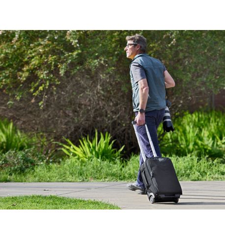 THINK TANK Essentials Convertible rolling backpack