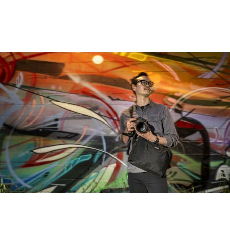 THINK TANK SpeedTop Crossbody 10 Graphite