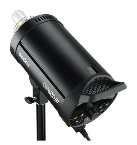 Flash de estudio Godox DP600III