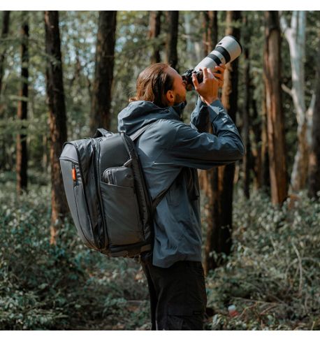 Mochila con ruedas para cámara (negro espacial) PGYTECH