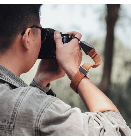 PGYTECH CORREA MUÑECA PARA CÁMARA (GRIS OSCURO)