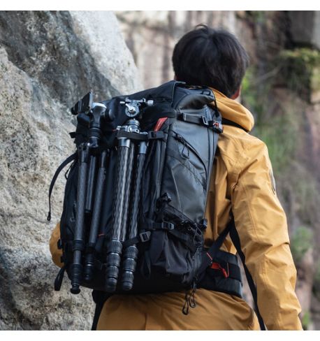 Mochila PGYTECH OnePro Focux de 35 l (verde helecho)