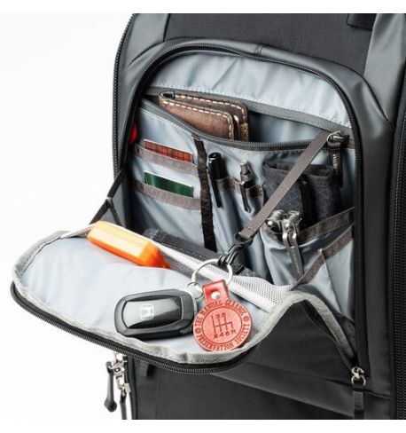 THINK TANK Mochila Walker Pro 30L Black