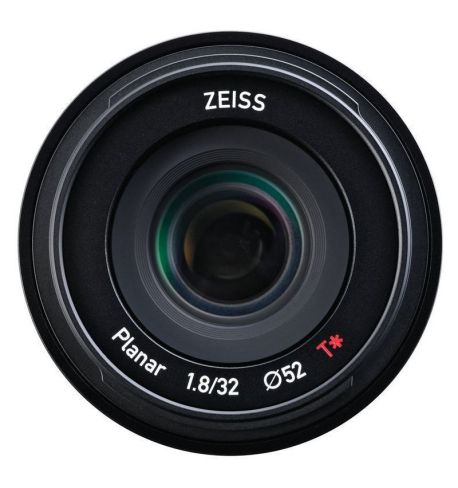 Zeiss Touit 32mm f/1.8 (Sony E NEX)