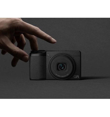 RICOH GR III New