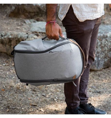 PEAK DESIGN EVERYDAY BACKPACK ZIP 15L V2 ASH (GRIS CLARO) BEDBZ15AS2