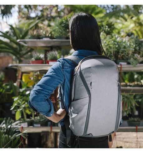 PEAK DESIGN EVERYDAY BACKPACK ZIP 15L V2 ASH (GRIS CLARO) BEDBZ15AS2
