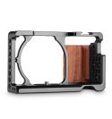 SmallRig Cage para Sony A6000/6300 con grip de madera 2082