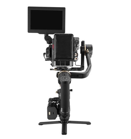 ZHIYUN  CRANE 3S PRO