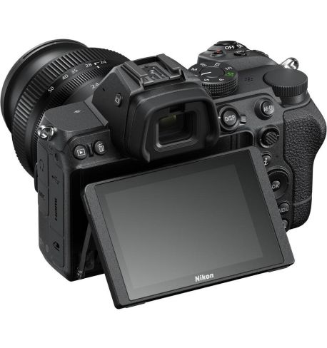 NIKON Z5 + 24-50mm F4-6.3  **Reserva de producto**