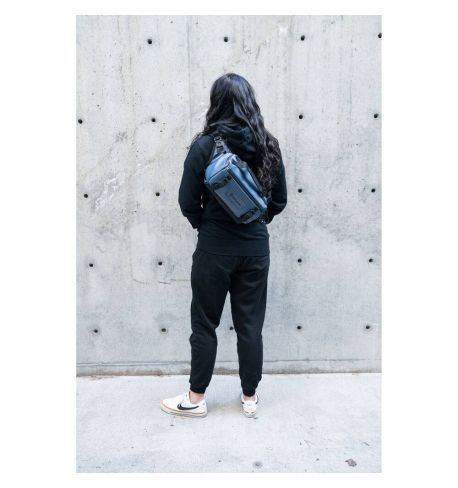 WANDRD Rogue Sling 6L ( Azul Egeo )