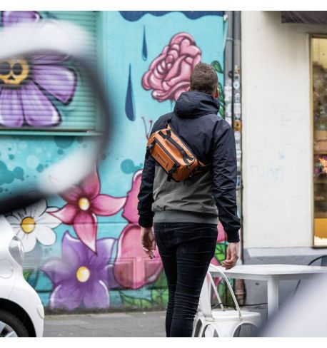 WANDRD Rogue Sling 6L ( Sedona Orange )