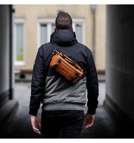 WANDRD Rogue Sling 6L ( Sedona Orange )