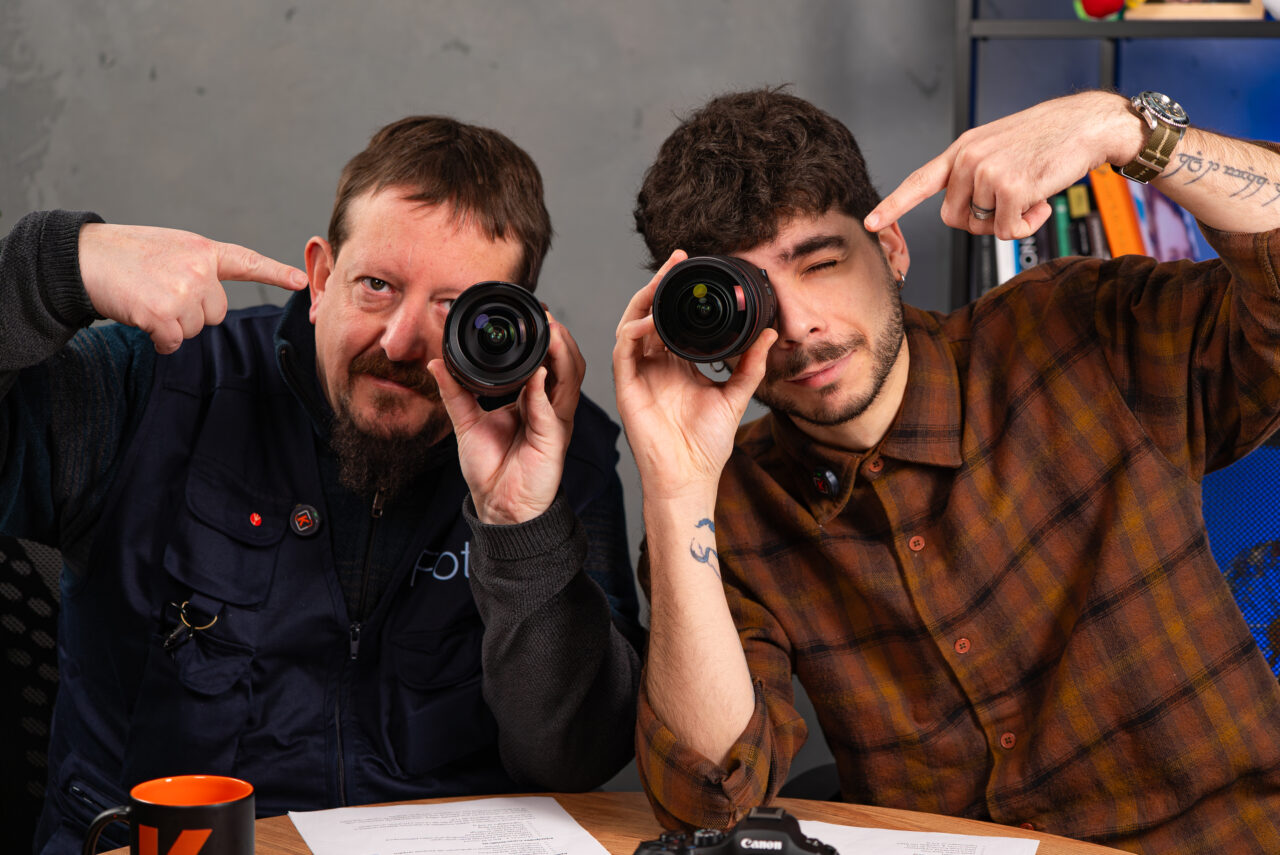 Foto de los dos técnicos de Foto K